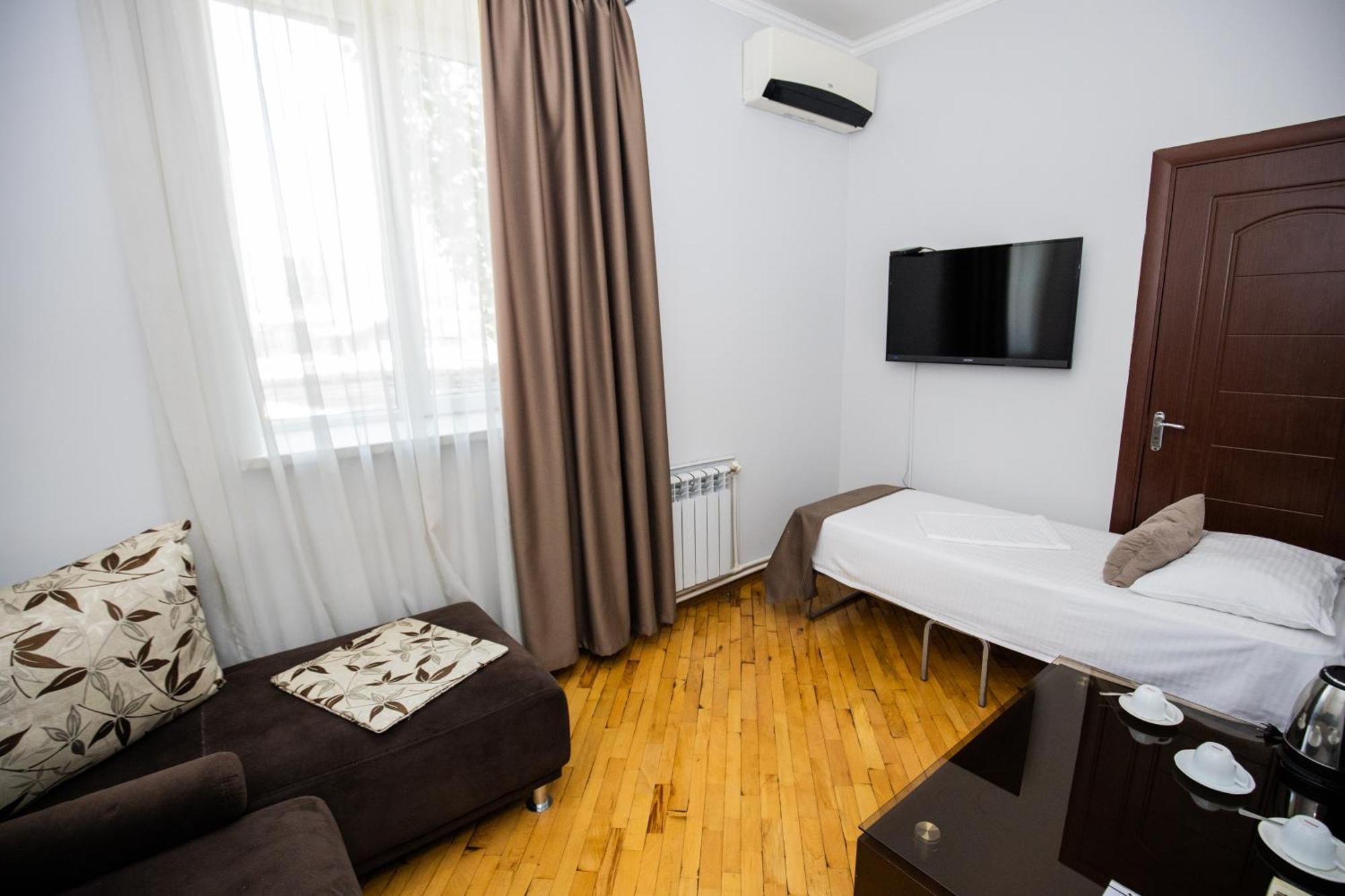 Yereone Hotel Apartment 耶烈万 外观 照片