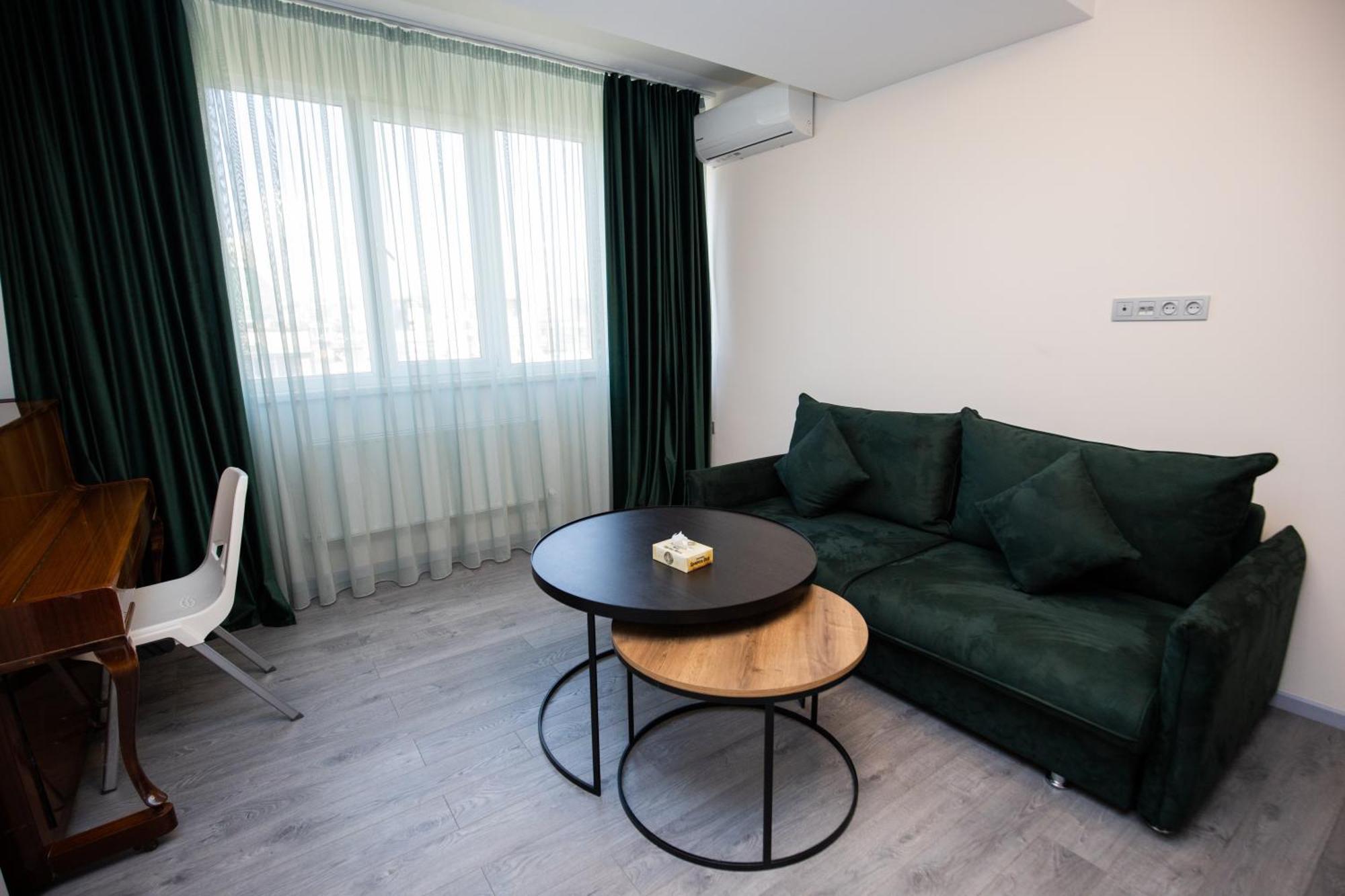 Yereone Hotel Apartment 耶烈万 外观 照片